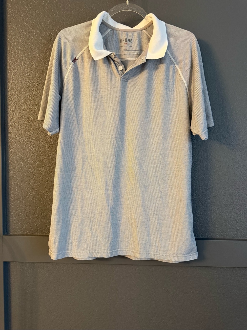 RHONE • Men's Short Sleeve Polo - Light Gray with White Collar - large